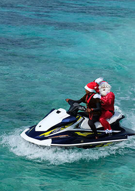 Мальдивский Санта тоже любит водный экстрим!