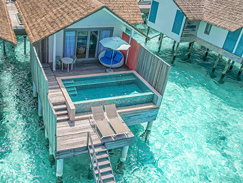 Виллы над водой