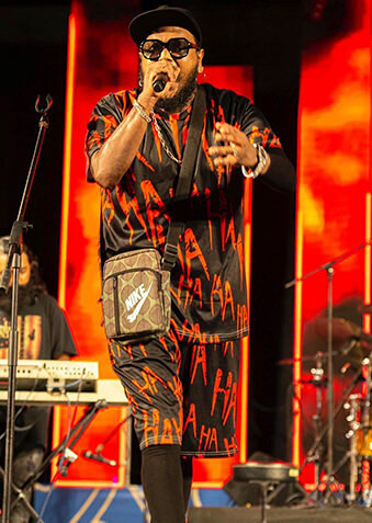 Музыканты на Мальдивах порой суровы и беспощадны