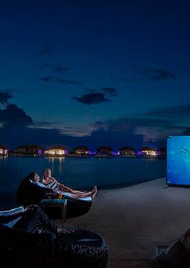 Смотреть любимые фильмы под звездами