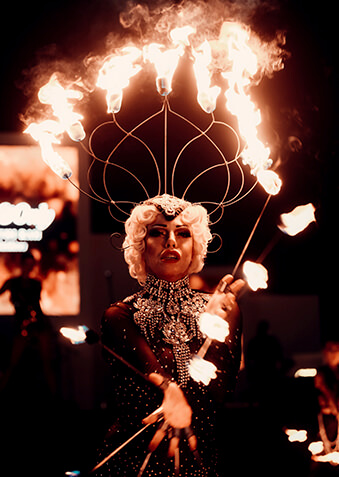 А теперь прикоснитесь к магии огня…