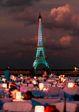 Это не Париж, а новогодний Vakkaru!