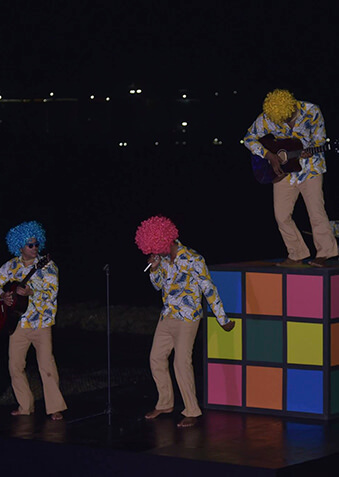 Искрометный креатив, безудержное веселье!