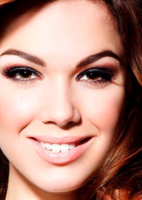 Стильный мейкап – основа тропического лука