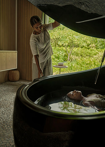 Забудьте о тревогах и печалях в Floatation Tank