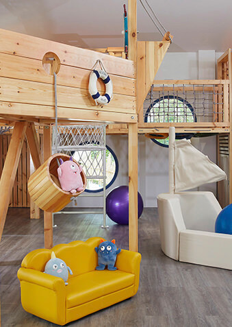 Даже в плохую погоду пространства для игр предостаточно