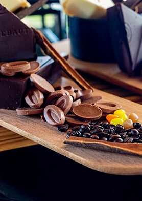 Наслаждаться восхитительным шоколадом Mövenpick