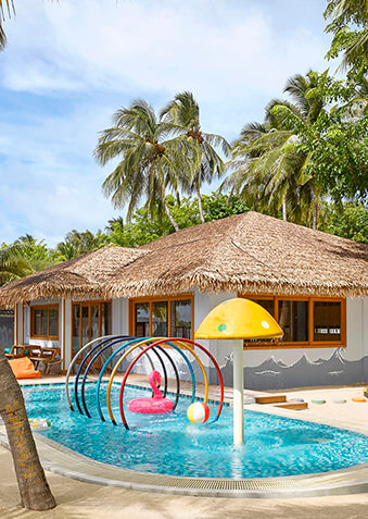 В клубе Wavy Navy есть небольшой бассейн для малышни