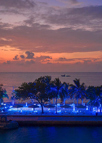 Club Nautica каждый вечер сияет яркими огнями