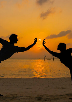 Индивидуальная йога на закате – потрясающий опыт