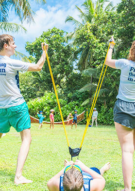 Регулярно проводятся веселые соревнования для детей