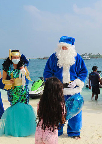 Хорошо ли ты вела себя в старом году, принцесса?