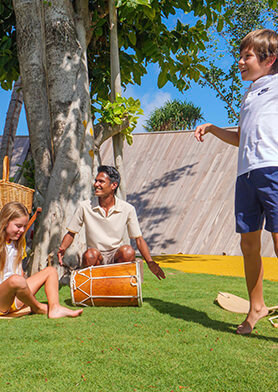 Без устали петь и танцевать под барабаны боду-беру