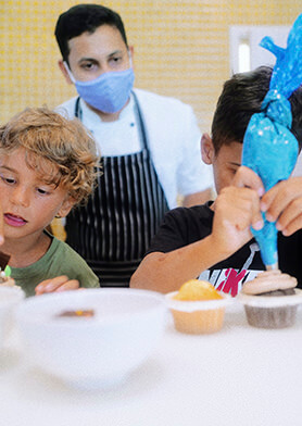 Учиться готовить потрясающие блюда у настоящего шеф-повара