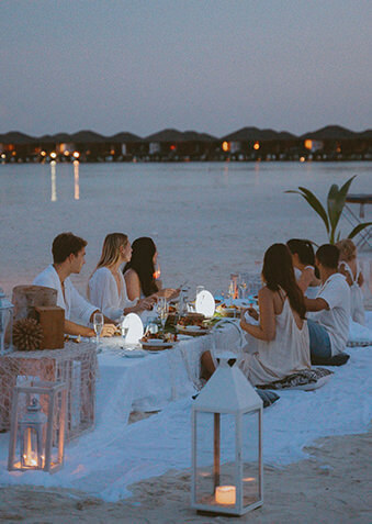 Праздничный ужин на песке от шеф-повара