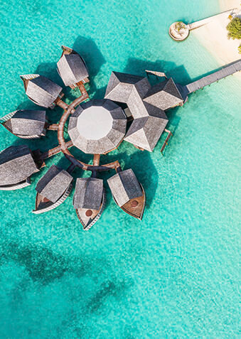 Лепестки-сьюты Tamara Spa украшают идиллическую лагуну