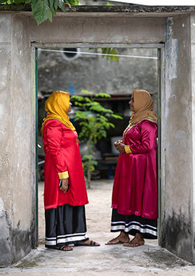 Изучать аутентичную культуру местных жителей