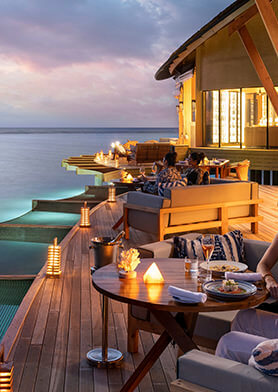 Любоваться фантастическими мальдивскими закатами