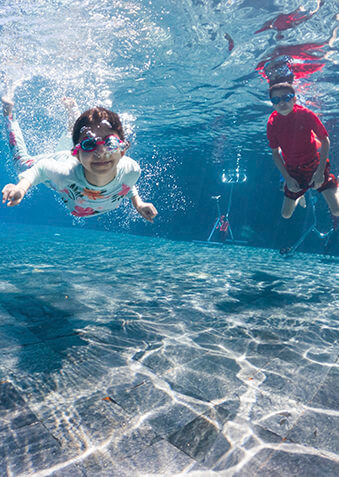 Юные покорители глубин – пока что в бассейне