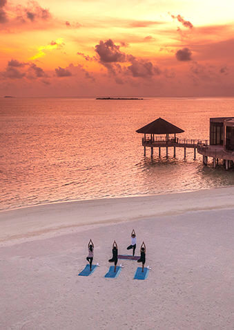 Йога на закате – абсолютная гармония с природой