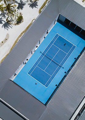 Теннисный корт отеля – один из лучших на Мальдивах