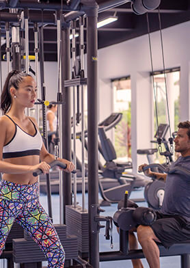 Фитнес-центр Emerald оборудован тренажерами Technogym