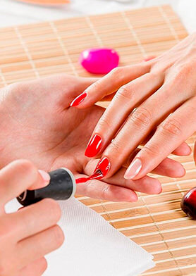 Экспресс-маникюр и покрытие – для тех, кто спешит