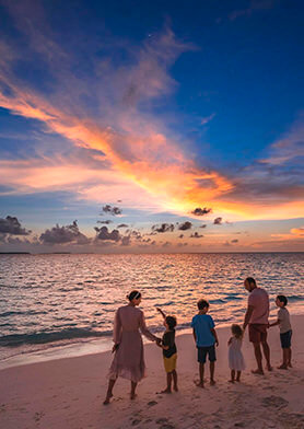 Любоваться головокружительными мальдивскими закатами