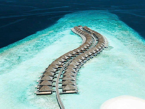 Виллы над водой