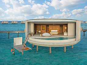 Виллы над водой