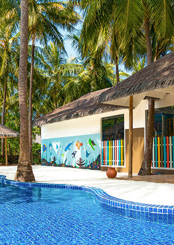 В Cocoon’s Kids Village есть шикарный детский бассейн