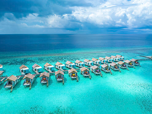 Виллы над водой