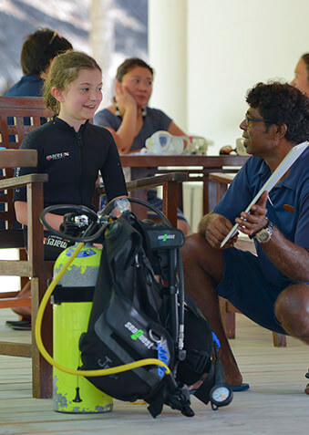 В легендарном Dive Bandos обучают дайвингу даже детей