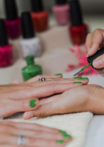 Профессиональный ногтевой сервис доступен всегда