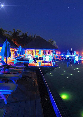 Неподражаемый Anantara Veli в сиянии праздничных огней