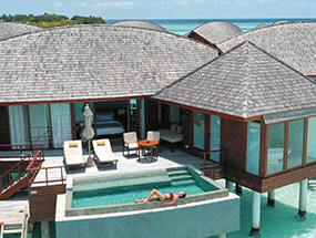 Виллы над водой