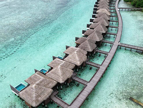 Виллы над водой