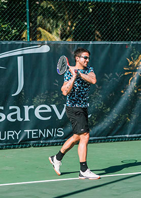 Уроки тенниса от Янко Типсаревича