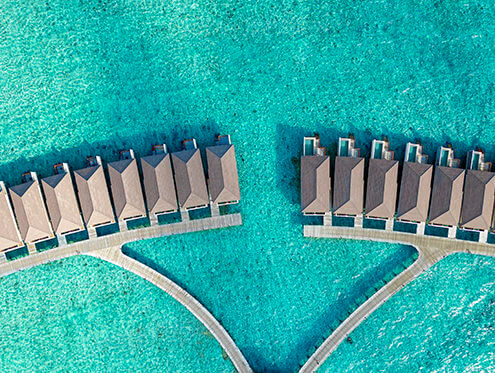 Виллы над водой