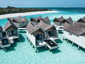 Виллы над водой