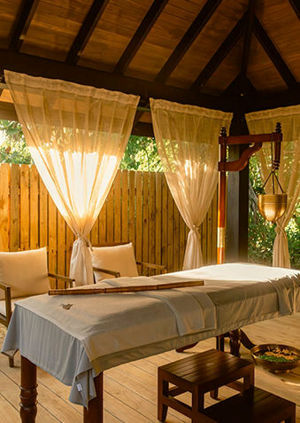 Mabin: спа-павильоны утопают в тропических садах