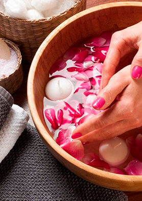 Спа-маникюр – почувствуйте заботу делюкс!