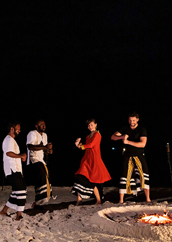 Мальдивская аутентика у костра под звездным небом