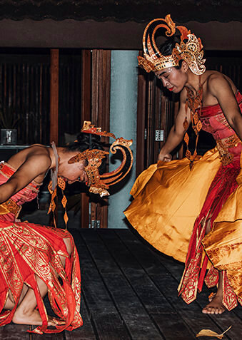 Балийские танцы – настоящий восточный театр