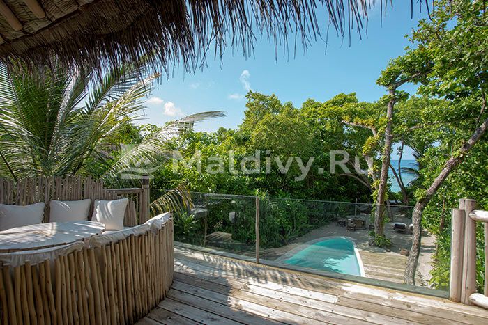 Лаунж на верхнем уровне