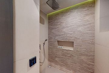 Закрытые душевые