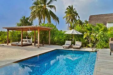 Пляжные лаунжи