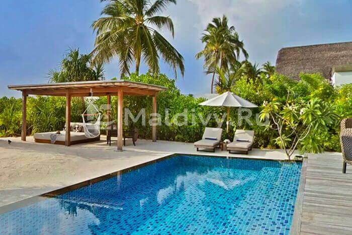 Пляжные лаунжи