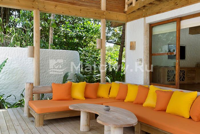 Лаунж на террасе