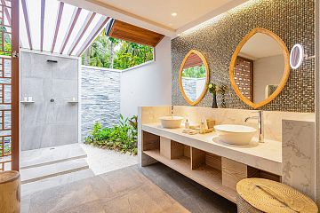 Тропический душ